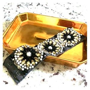 Versatile Statement piece; bracelet